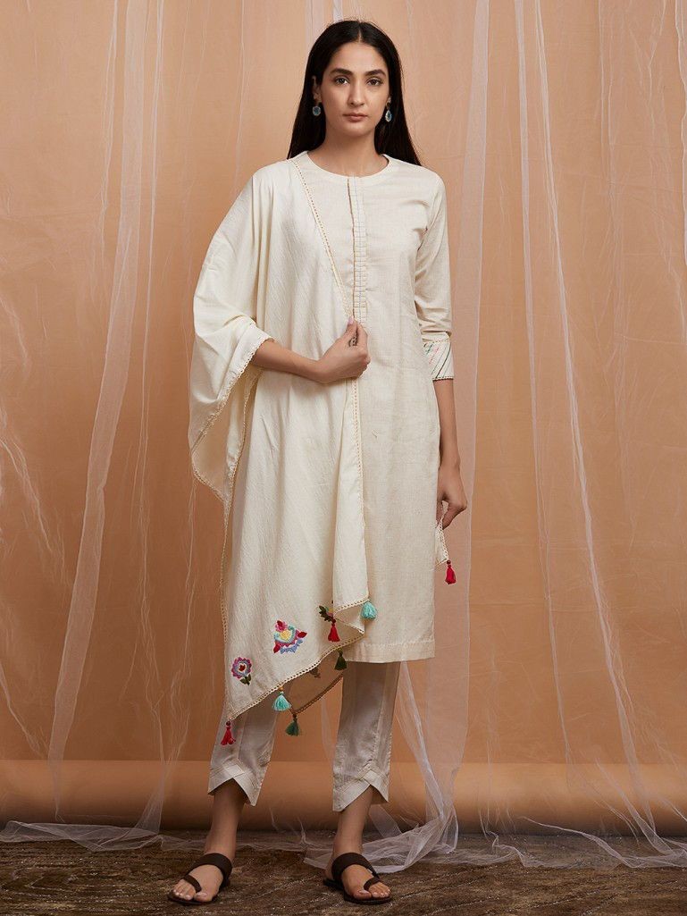 SOLID WHITE EMBROIDERED KURTA WITH DHOTI SHALWAR AND DUPATTA – Saad Ibrahim