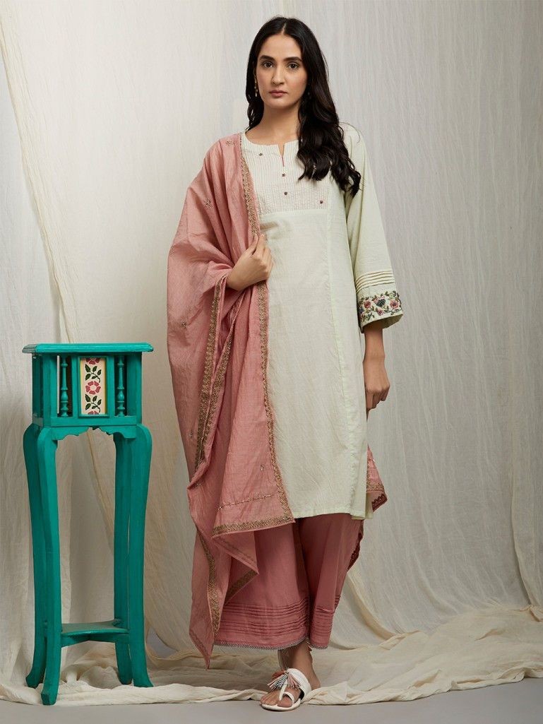 SOLID GREEN KURTA WITH PAJAMA AND DUPATTA – Saad Ibrahim