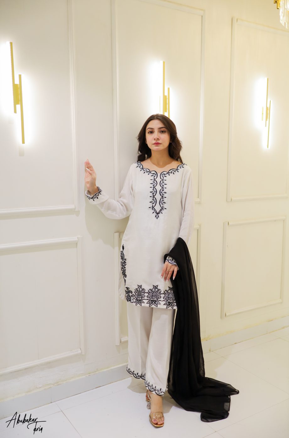 SOLID WHITE KURTA PLAZZO SET WITH DUPATTA