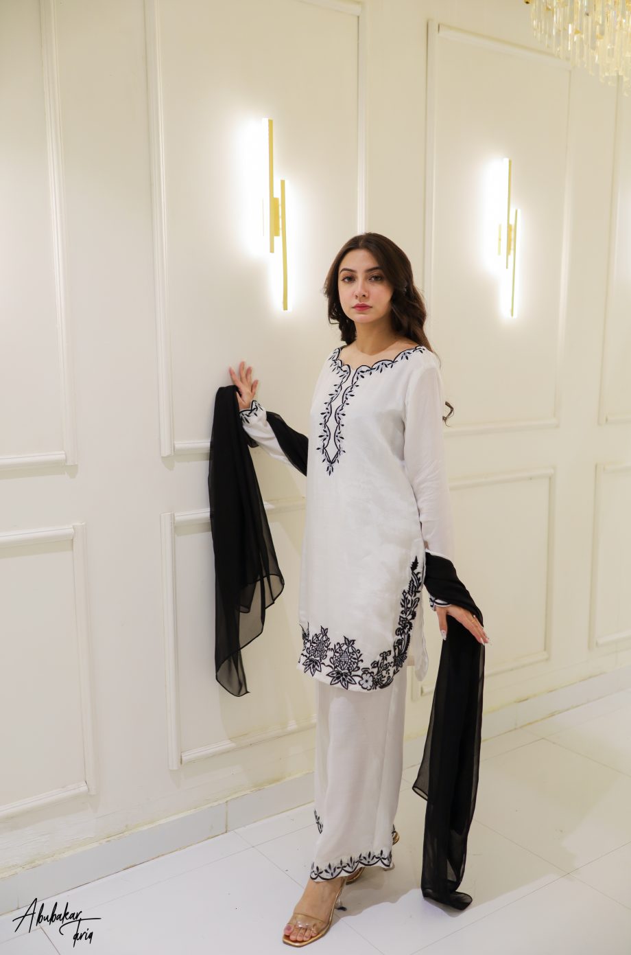 SOLID WHITE KURTA PLAZZO SET WITH DUPATTA