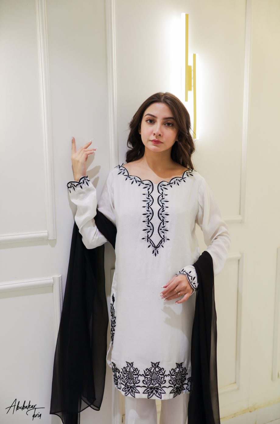 SOLID WHITE KURTA PLAZZO SET WITH DUPATTA