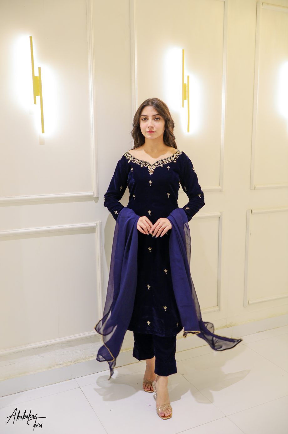 SOLID NAVY BLUE VELVET HAND EMBELLISHED KURTA WITH DUPATTA