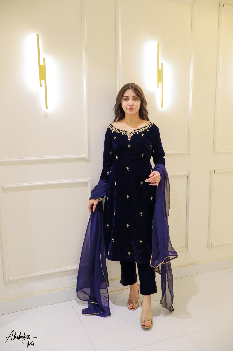 SOLID NAVY BLUE VELVET HAND EMBELLISHED KURTA WITH DUPATTA