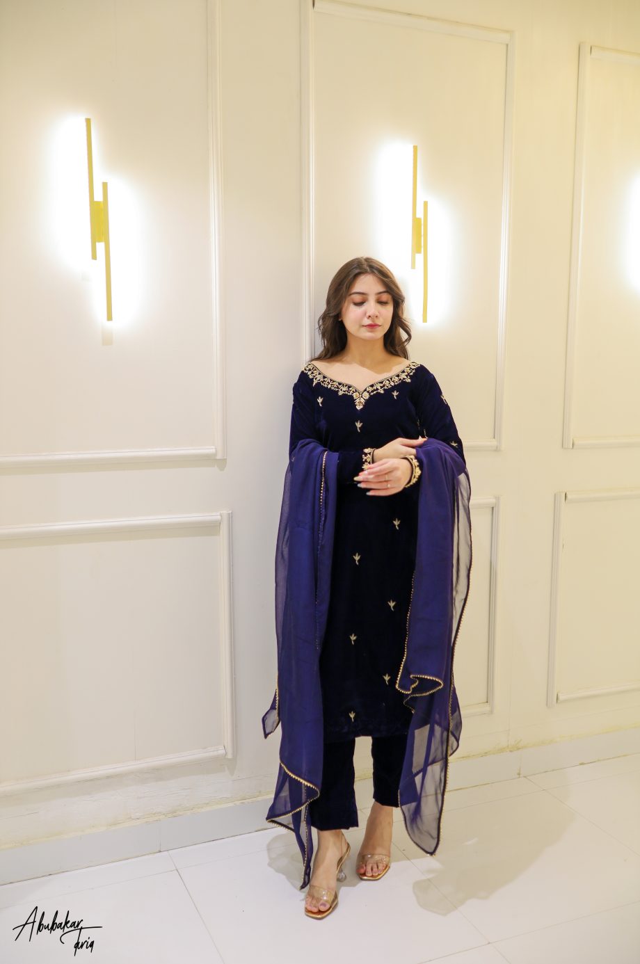 SOLID NAVY BLUE VELVET HAND EMBELLISHED KURTA WITH DUPATTA