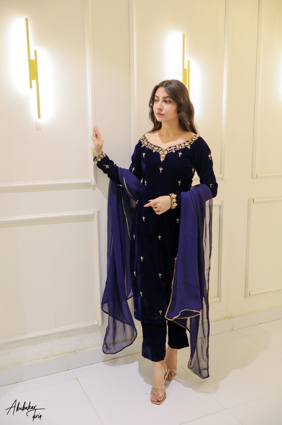 SOLID NAVY BLUE VELVET HAND EMBELLISHED KURTA WITH DUPATTA