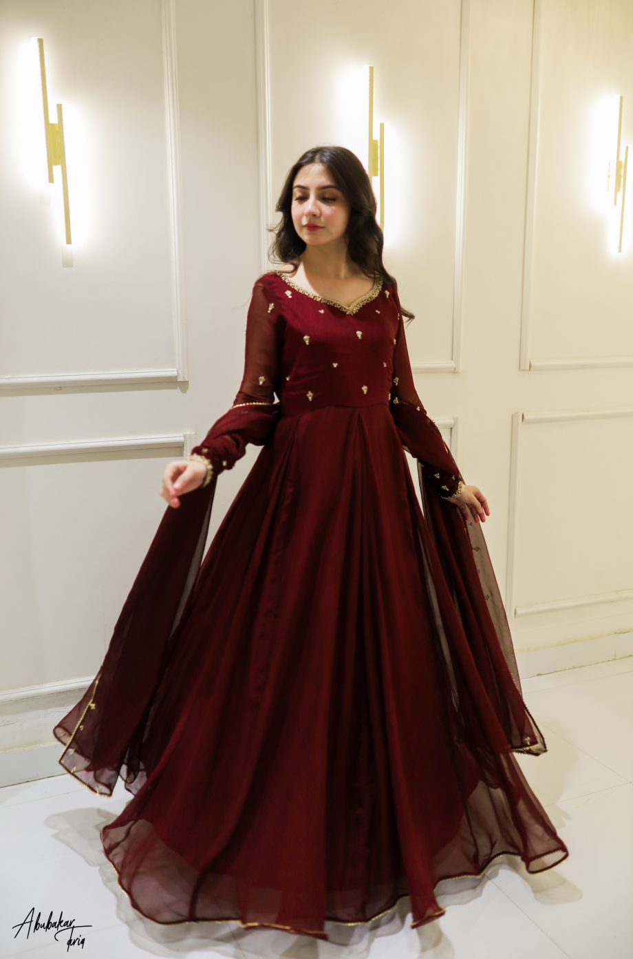 SOLID MAGENTA LONG FLAIR HAND EMBELLISHED ANARKALI WITH DUPATTA